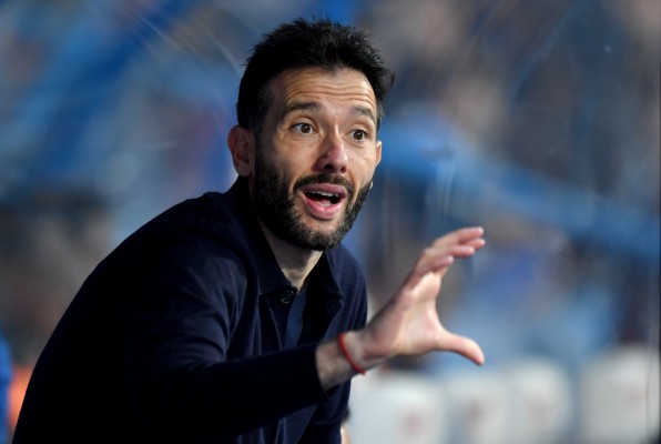 El Valencia CF ultima la contratación de Carlos Corberán