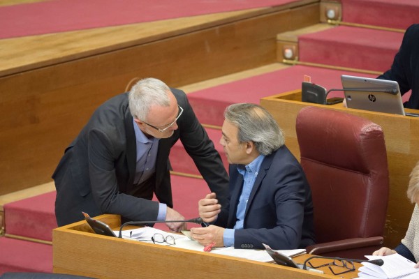 Lío entre Podemos y PSPV por la presidencia de la comisión de RTVV