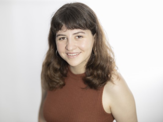 Joana Marcús: el fenómeno de la literatura juvenil se hace “mayor”