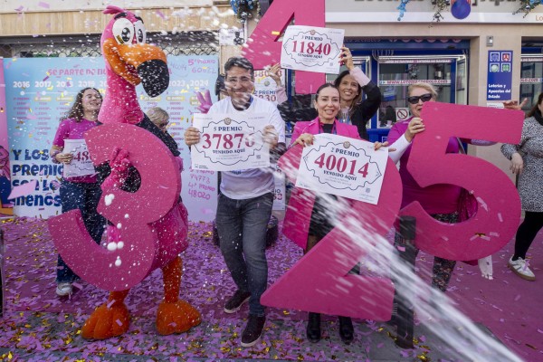 El Perolo de San Pedro del Pinatar agranda su leyenda con 1,2 millones del segundo premio