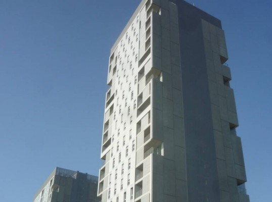 El Consell entrega las primeras 21 viviendas del edificio de La Torre a familias afectadas por la dana