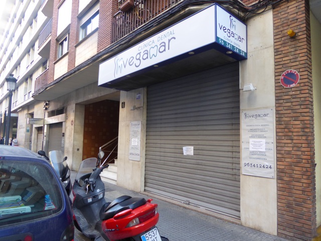 Clínica dental Vegamar, cerrada a los pacientes - 