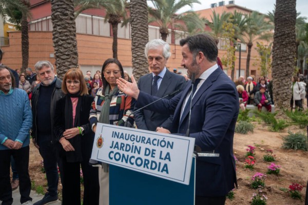 Alicante se sale
(y Elche se estanca)

