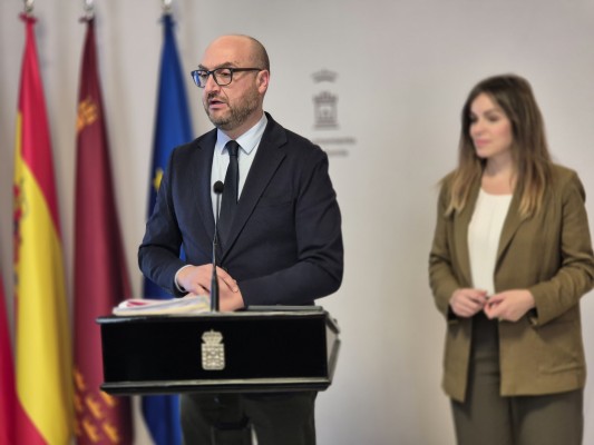 Murcia compra ocho vehículos eléctricos para poner en marcha el tranvibús
