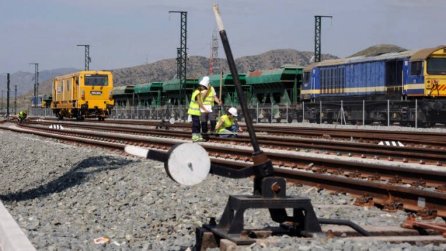 La Comunitat Valenciana, la CCAA donde más caen las licitaciones de obra pública, un 53%