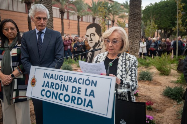 Renovación de Germanías en Elche que renuncia al contexto político con la cruz y el refugio de la guerra 