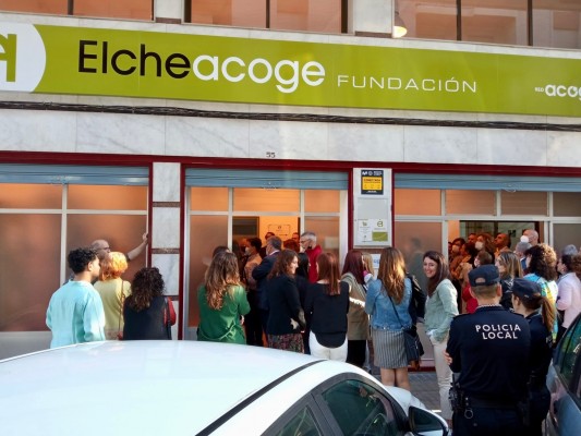 La respuesta premonitoria de Elche Acoge que desmonta la moción de Vox sobre la regularización
