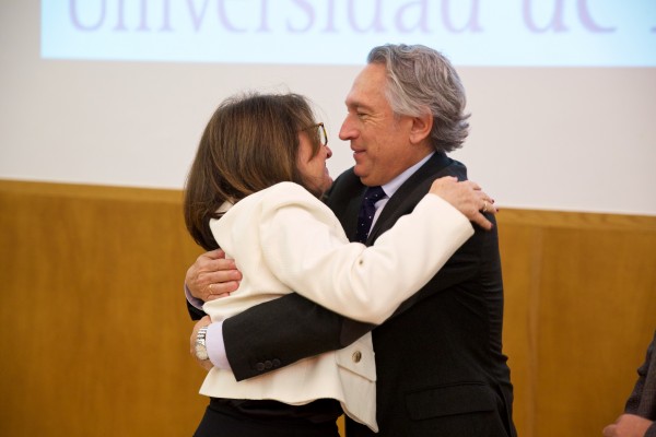 Amparo Navarro y su equipo de dirección en la UA toman posesión de sus cargos
