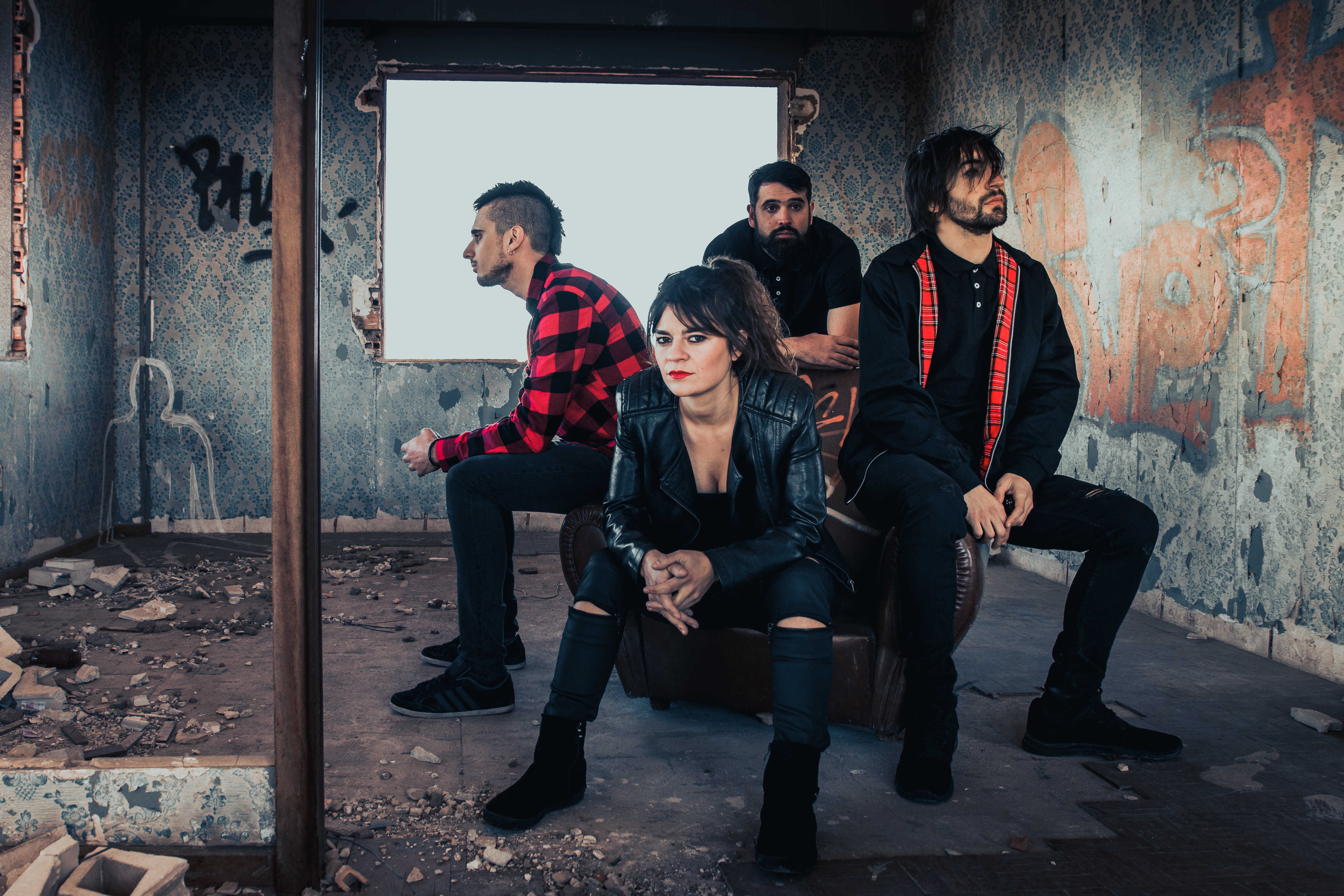 Inèrcia publica 'Lluita', el seu imaginari sonor d'un món en constant 