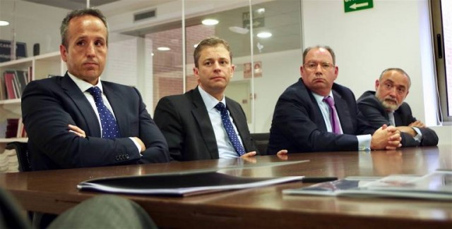 La gestora valenciana Buy & Hold se fija en Cajamar por sus buenos resultados