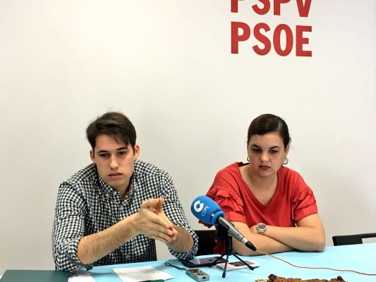 Sanjuán se estrena como azote de Ribó tildando a Compromís de 'sobreactuados' e 'infantiles'