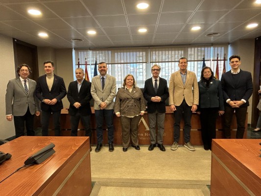Los empresarios cartageneros reclaman menos burocracia y más coordinación en la ley del Mar Menor