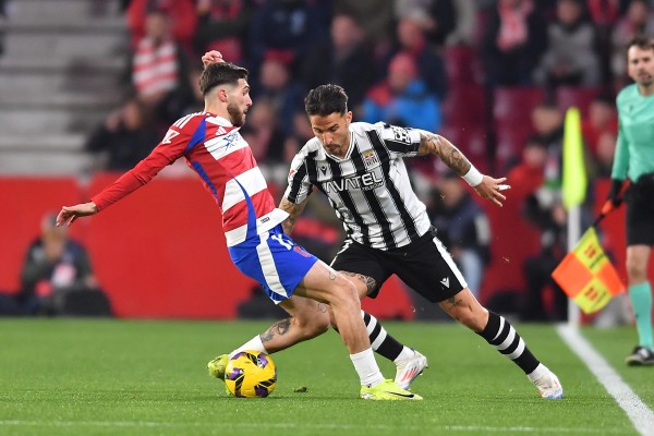 El Efesé encaja el segundo 4-1 en cuatro días y sigue hundido en LaLiga Hypermotion