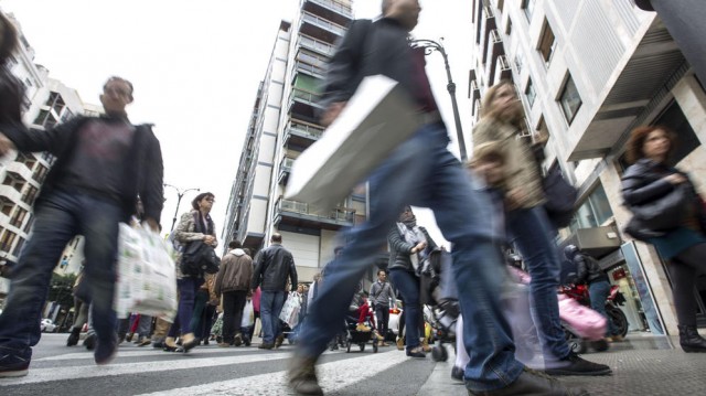 Las ventas del comercio minorista crecen el 1,6% y el empleo un 2,5 % en enero en la Comunitat