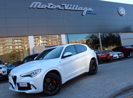 Motor Village Valencia realiza en primicia la presentación dinámica del Alfa Romero Stelvio Quadrifoglio