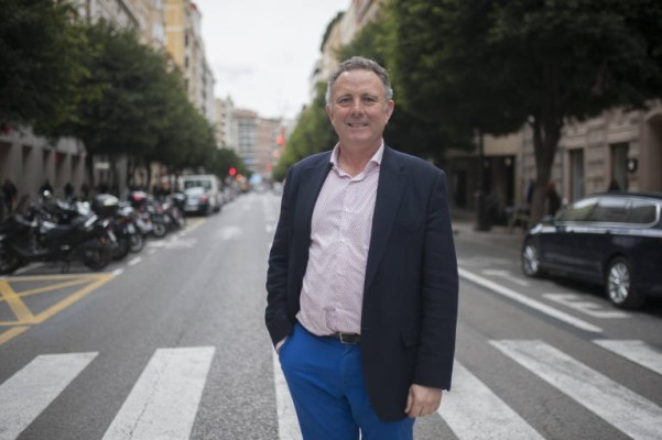 Fallece el exdiputado Enric Bataller