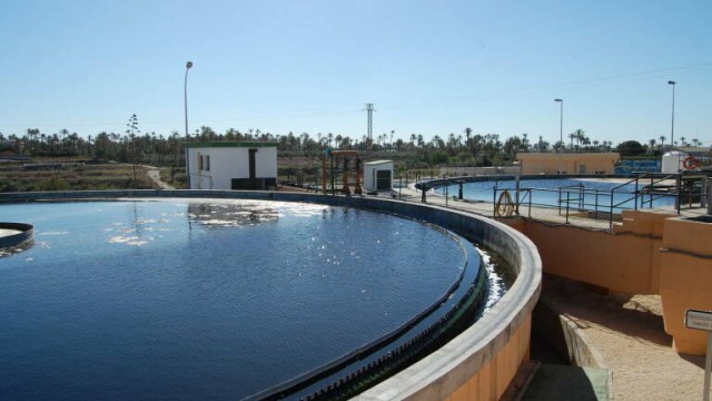 Facsa y Global Omnium calcan ofertas: máxima igualdad para digitalizar el agua en 126 municipios