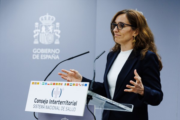 Sanidad retoma la Ley de Universalidad y la de Alcohol y Menores, y pondrá en marcha 'Tardes Con Plan'