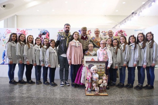Ninot indultat infantil de las Fallas 2018: El veterano sedero de la Falla Barrio Beteró