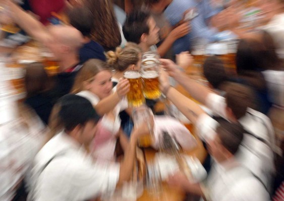 Una caña de cerveza al día podría reducir la incidencia de enfermedades cardiovasculares

