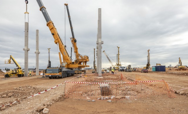 La gigafactoría de PowerCo avanza con la instalación de 300 estructuras prefabricadas 