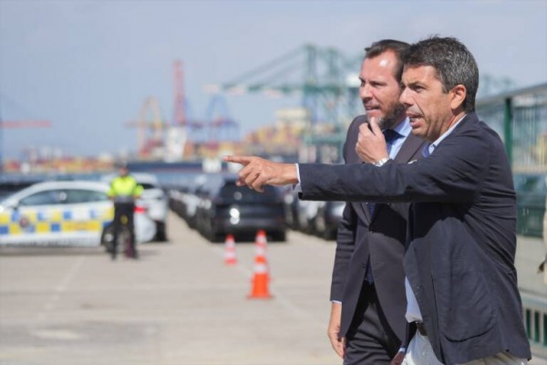 La travesía de la terminal norte del Puerto un año después del desbloqueo: la obra avanza por el mar