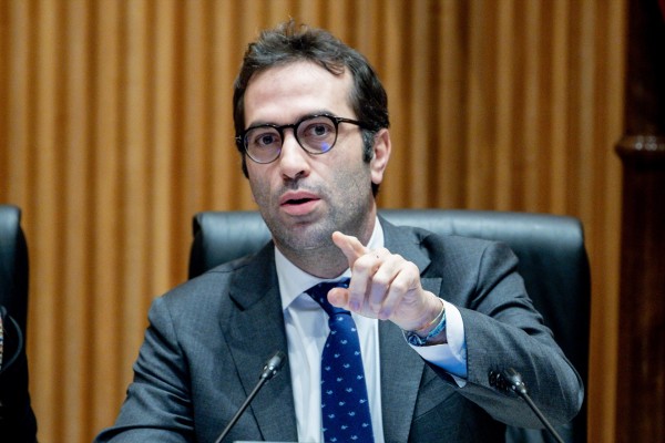 Cuerpo señala que España cerrará 2024 con un déficit del 3% y cumplirá con las nuevas reglas