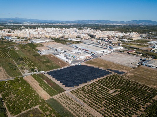 Kartogroup amplía su huerto de autoconsumo fotovoltaico con 1,17 MWp con Cubierta Solar