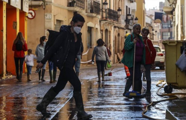 Labora recibe 7.000 solicitudes de autónomos para acceder a las ayudas de 3.000 euros tras la Dana 