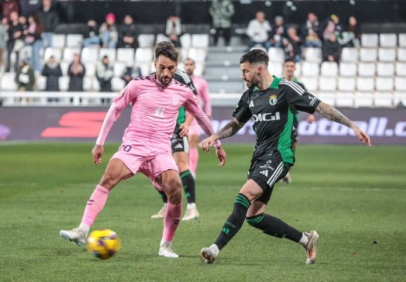 Al Eldense se le escapa un punto en el 94