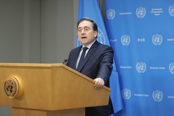 España llama a una transición pacífica en Siria según la resolución del Consejo de Seguridad