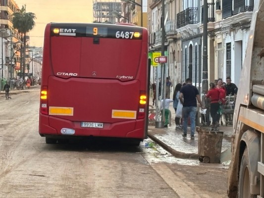 CCOO suspende también la jornada de huelga de conductores de autobuses de este lunes
