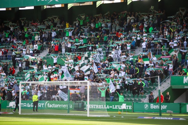 'Sei bella come un gol al 90!'