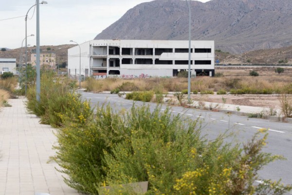 Alicante retoma el rescate del suelo industrial en el Llano del Espartal a través de la nueva EGM