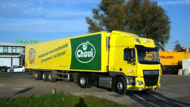 Choví traslada su actividad logística a una nueva planta en Massalavés