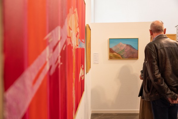 Las pinturas de Wences Rambla vuelven a brillar en un sentido homenaje 