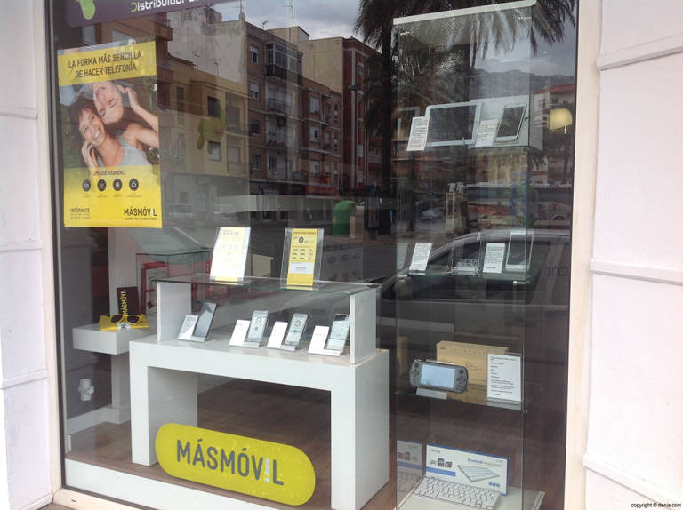 La cotizada del MAB Másmóvil comienza la venta de servicios en Amazon