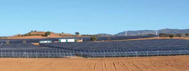 Edisun invierte 20 millones en las dos centrales fotovoltaicas de más potencia instaladas en la Comunitat