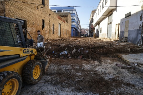 Labora abre plazo para pedir ayudas directas de 3.000 euros a autónomos por la Dana