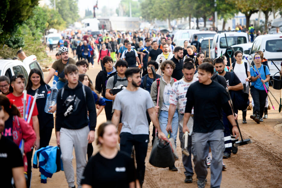 Lecciones de voluntariado tras la Dana: de la ayuda inmediata a cómo mantener el movimiento