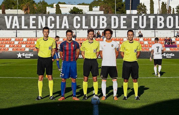 Usón Rosell dirigirá el Elche-Cornellà