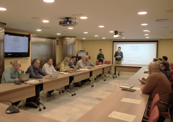 La CHS explica el sistema de información hidrológica a técnicos de Orihuela y Murcia