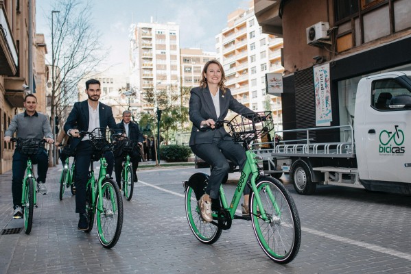 Castelló renueva la flota del Bicicas con 500 bicicletas más modernas, accesibles y ligeras

