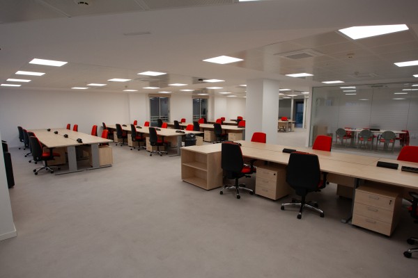 Simetría Grupo inaugura sus nuevas oficinas en Valencia