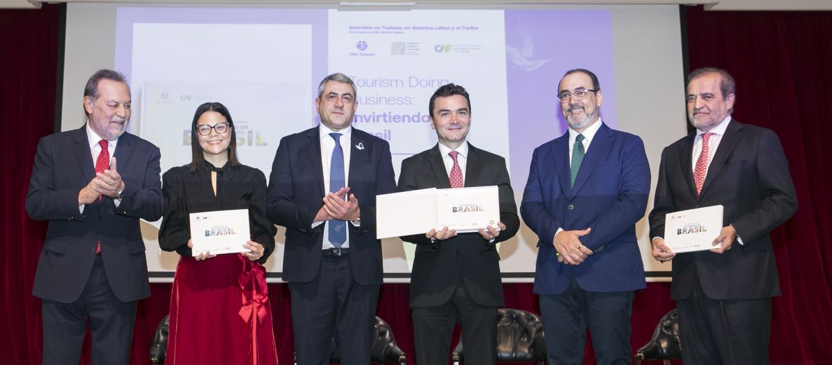 El secretario general de ONU Turismo presenta nuevas guías para potenciar la inversión en turismo en Brasil y Panamá
