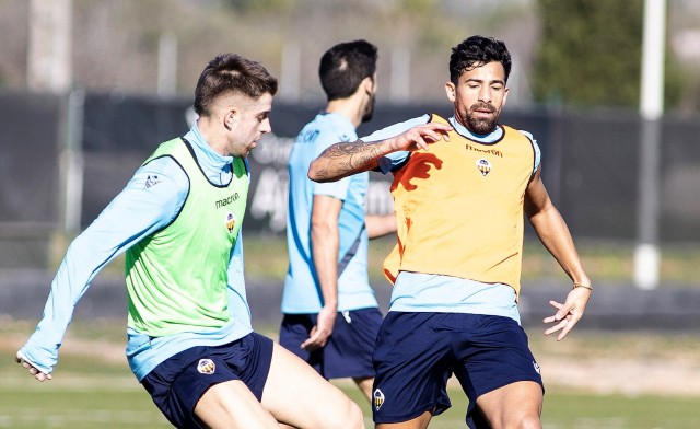 El Castellón inicia la era de Johan Plat con una prueba de fuego ante el Oviedo