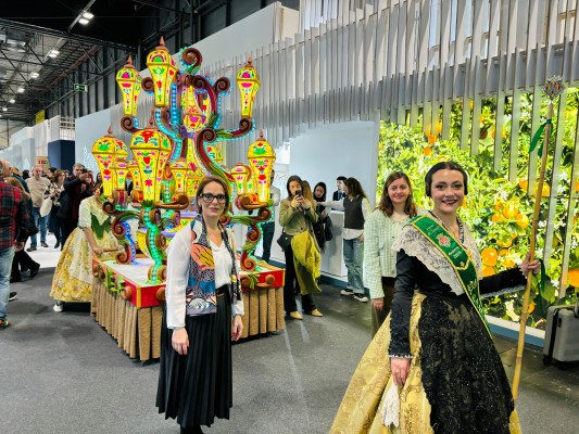 Castelló exhibe su Magdalena más internacional con un Festival de Bandas de alcance mundial en Fitur 