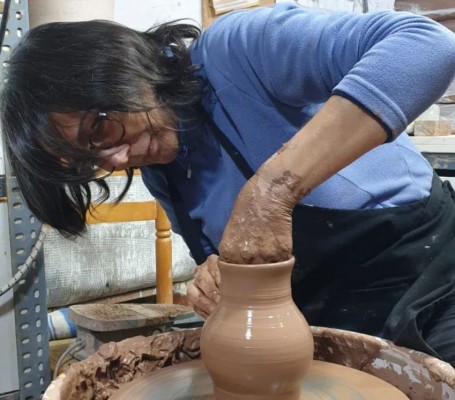 Almedíjar reinventa la tradición cerámica y la posiciona como expresión artística contemporánea
