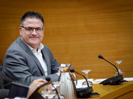 El PP reclama al Gobierno la ampliación de los aeropuertos de Valencia y Alicante