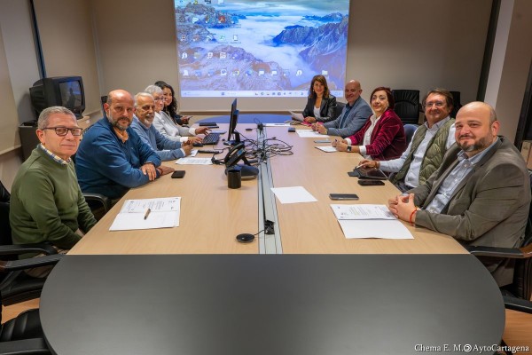 La Manga dará el primer paso para unificar el servicio de taxis entre Cartagena y San Javier